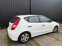 Hyundai - i30 - 1.4i i-drive cool - personenauto - 2011 - afbeelding 24 van  24