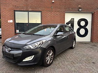 Hyundai - i30 - 1.6 crdi 16v - bg - afbeelding 1 van  21