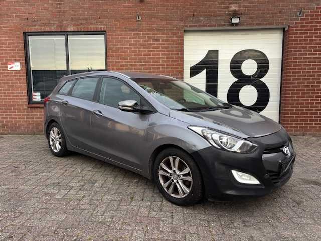 Hyundai - i30 - 1.6 crdi 16v - bg - afbeelding 6 van  21