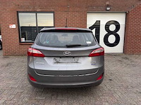 Hyundai - i30 - 1.6 crdi 16v - bg - afbeelding 7 van  21