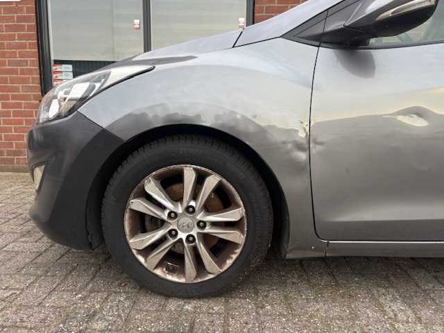 Hyundai - i30 - 1.6 crdi 16v - bg - afbeelding 8 van  21