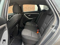 Hyundai - i30 - 1.6 crdi 16v - bg - afbeelding 8 van  21