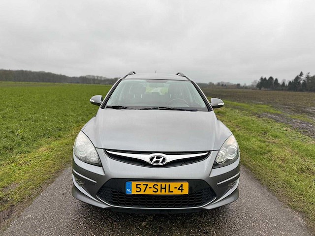Hyundai - i30 cw - 1.4i i-motion bns. - 57-shl-4 - 2011 - afbeelding 10 van  11