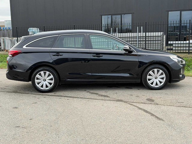 Hyundai - i30 wagon - 1.4 t-gdi comfort - car - 2018|jkd-33-r|iaw - afbeelding 14 van  30