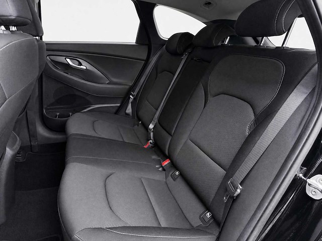 Hyundai - i30 wagon - 1.4 t-gdi comfort - jkd-33-r- 2018 iaw - afbeelding 14 van  15