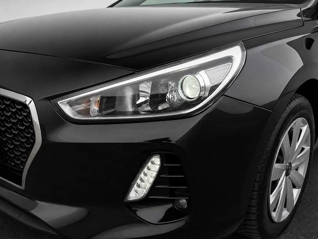 Hyundai - i30 wagon - 1.4 t-gdi comfort jkd-33-r 2018 iaw - afbeelding 13 van  15