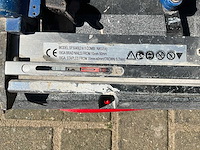 Hyundai - pneumatische tracker - afbeelding 4 van  6