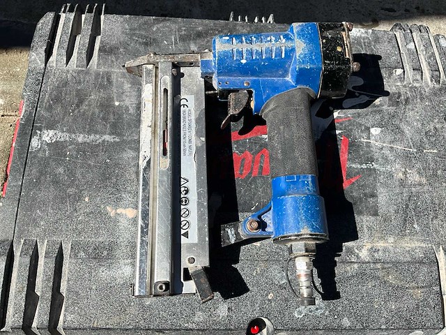 Hyundai - pneumatische tracker - afbeelding 6 van  6