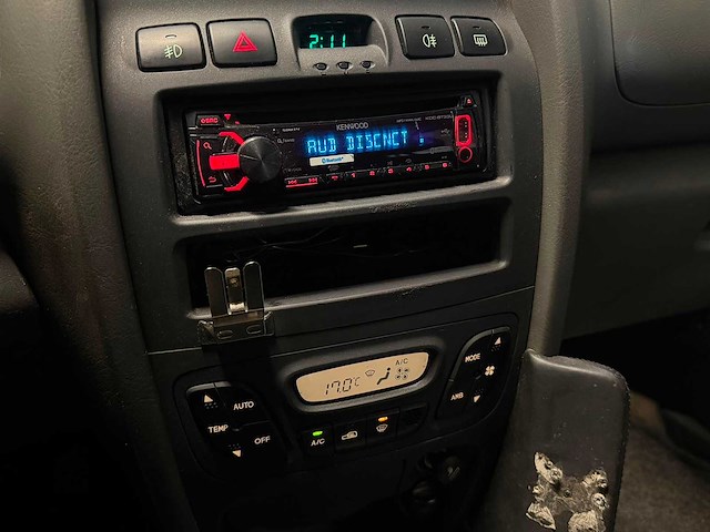 Hyundai - santa fe - 2.7i v6 4wd style 30-nb-nl 2003 iaw - afbeelding 11 van  16
