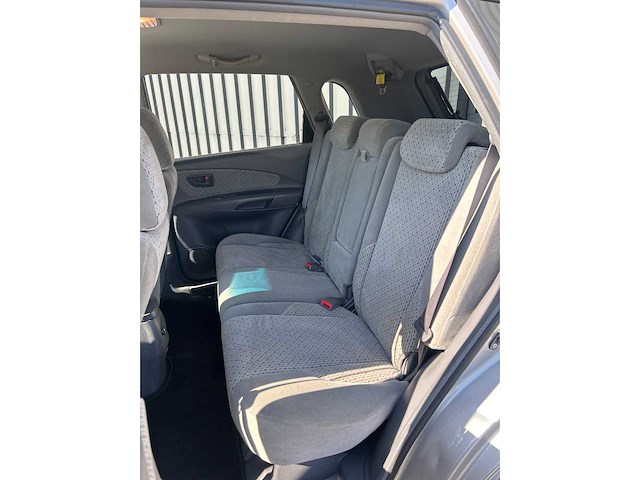 Hyundai - tucson - 2.0i dynamic - car - 2005 - afbeelding 12 van  32