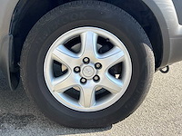Hyundai - tucson - 2.0i dynamic - car - 2005 - afbeelding 15 van  32