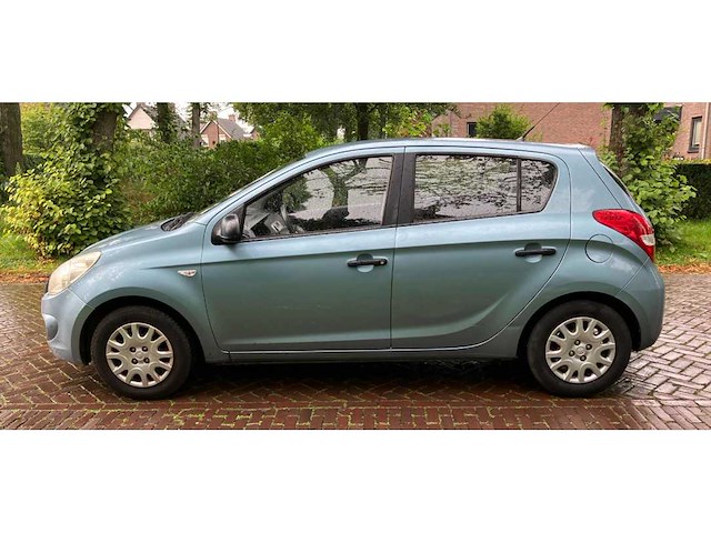 Hyundai 1.2i business edition 2011 - afbeelding 5 van  12