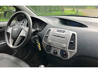 Hyundai 1.2i business edition 2011 - afbeelding 8 van  12