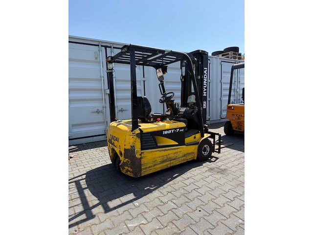 Hyundai 18bt-7 heftrucks - afbeelding 2 van  5