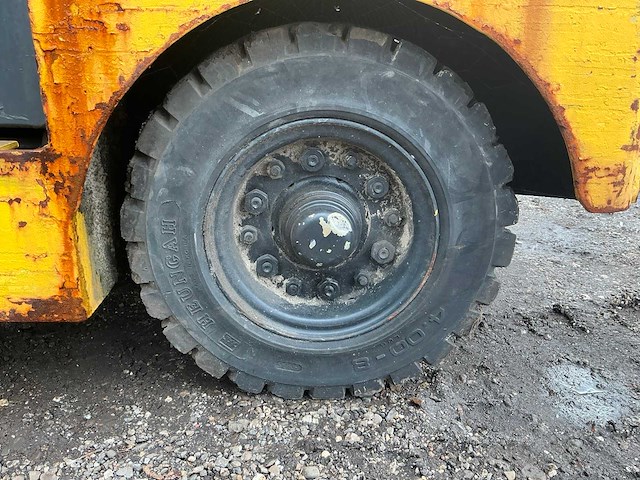Hyundai 40t-7 industriële trekker defect - afbeelding 2 van  22
