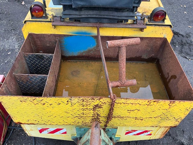 Hyundai 40t-7 industriële trekker defect - afbeelding 8 van  22