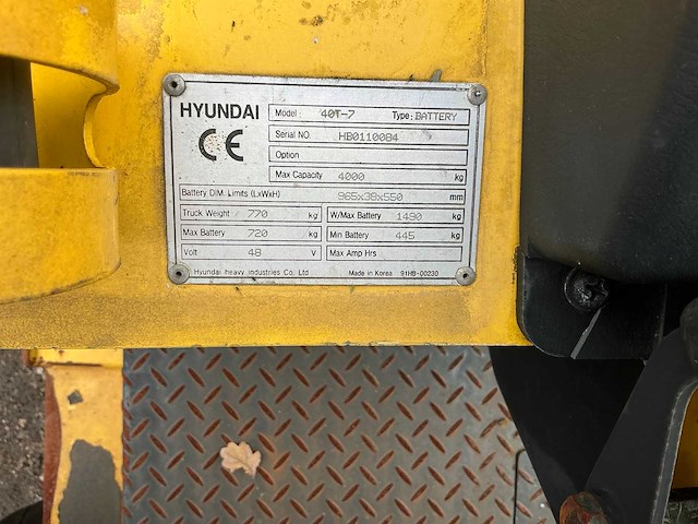 Hyundai 40t-7 industriële trekker defect - afbeelding 15 van  22
