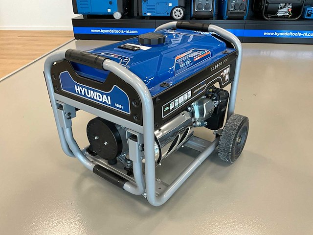 Hyundai 55051 generator converter - afbeelding 1 van  8