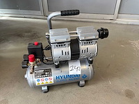 Hyundai 55758 olievrije compressor - afbeelding 1 van  3