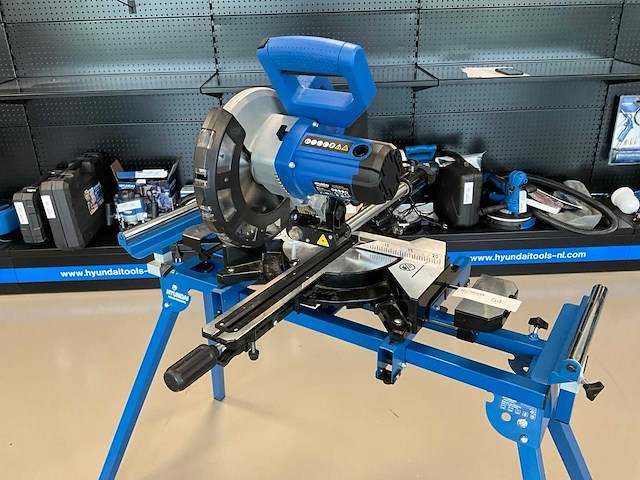 Hyundai 56255 afkortzaag / verstekzaag op onderstel - afbeelding 2 van  7