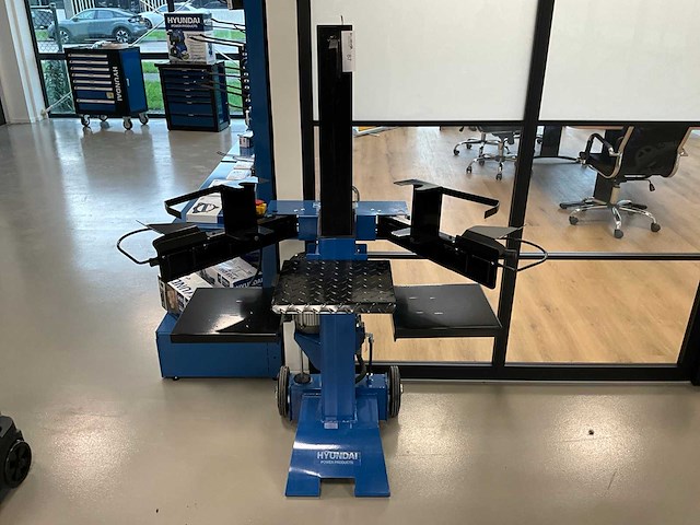 Hyundai 57354 kloofmachine - afbeelding 1 van  8