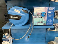 Hyundai 58600/58601 wandslangenbox (2x) - afbeelding 1 van  7