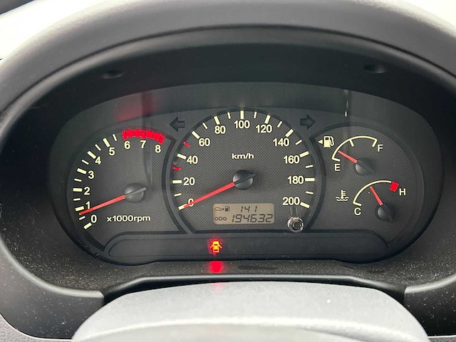 Hyundai accent 1.3i active young | 72-sg-sj - afbeelding 13 van  18