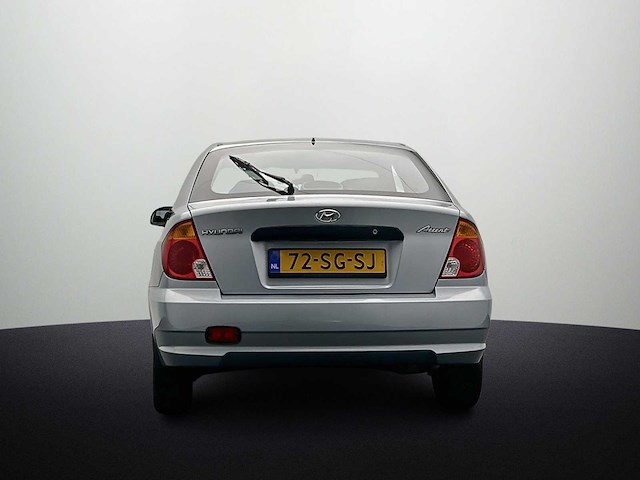 Hyundai accent 1.3i active young | 72-sg-sj - afbeelding 18 van  18