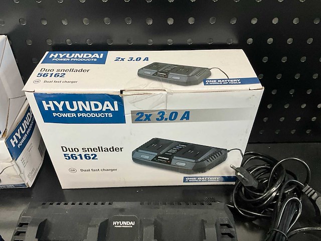 Hyundai acculader (7x) - afbeelding 3 van  6