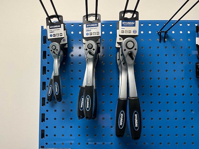 Hyundai dopsleutelsets en ratels (27x) - afbeelding 4 van  7