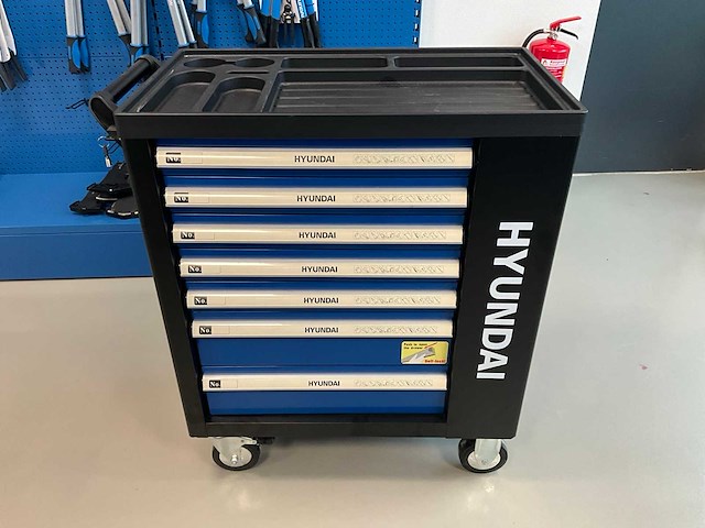 Hyundai gereedschapswagen met inhoud - afbeelding 4 van  11