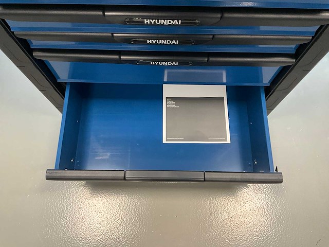 Hyundai gereedschapswagen met inhoud - afbeelding 9 van  9