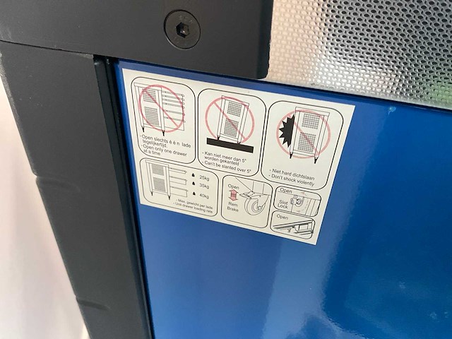 Hyundai gereedschapswagen met inhoud - afbeelding 3 van  11