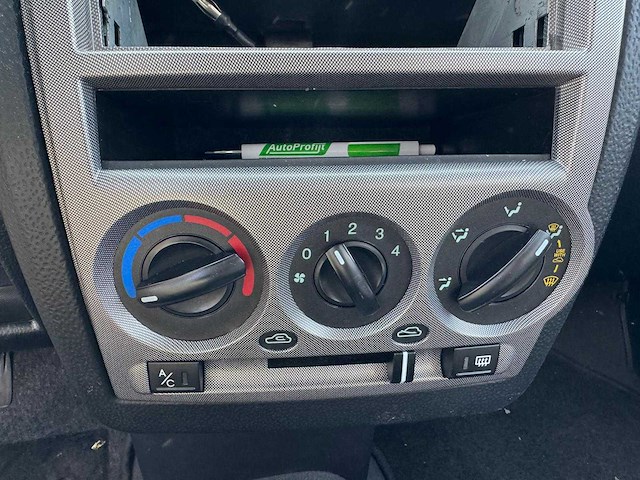 Hyundai getz 1.3i active airco cool 77-sh-vd - afbeelding 17 van  20