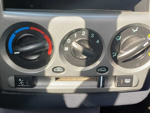 Hyundai getz 1.3i gls, 61-lg-nr - afbeelding 4 van  9