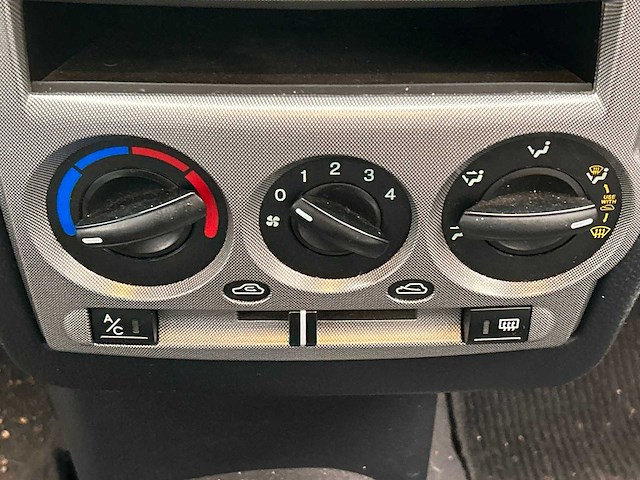 Hyundai getz 1.3i gls sky 2004 | 91-nt-dv - afbeelding 25 van  33