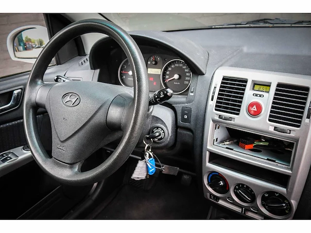 Hyundai getz 1.4i active joy, 49-hgt-9 - afbeelding 16 van  18
