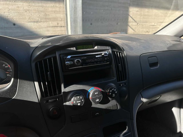 Hyundai h-1 h 300 2.5 crdi dynamic dubbel cabine 168pk 2009 (origineel-nl), 5-vbr-80 - afbeelding 10 van  34