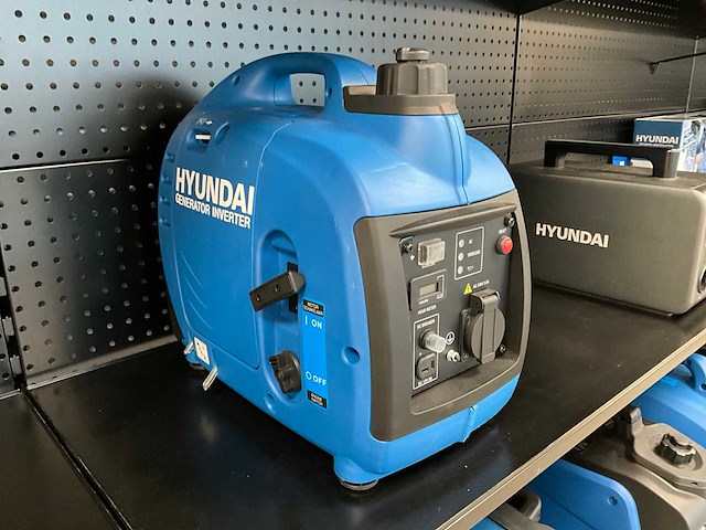 Hyundai hy1000i generator inverter - 1kw - afbeelding 4 van  6