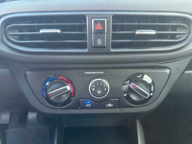 Hyundai i10 - 1.0 comfort 5-zits * r-709-gk - afbeelding 4 van  15