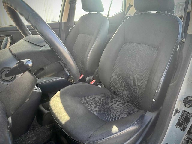 Hyundai i10 1.0 i drive cool, 7-kjh-17 - afbeelding 10 van  12