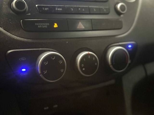 Hyundai i10 1.0i comfort; rx-751-v - afbeelding 4 van  15