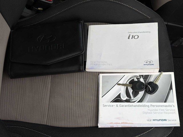 Hyundai i10 1.0i i | 6-ttb-51 i - afbeelding 24 van  24
