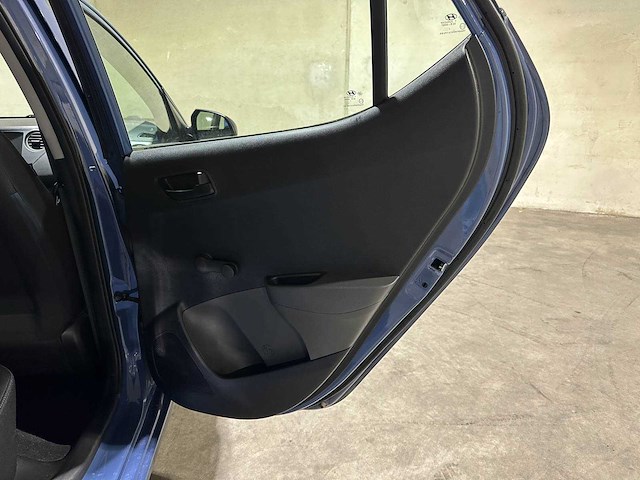 Hyundai i10 1.0i i-drive 67pk 2018, rl-372-k - afbeelding 35 van  38