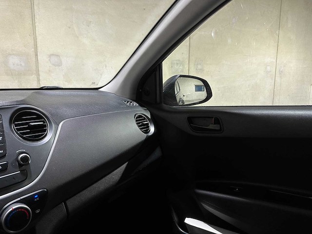 Hyundai i10 1.0i i-motion 67pk 2018 (origineel-nl), px-587-k - afbeelding 13 van  23