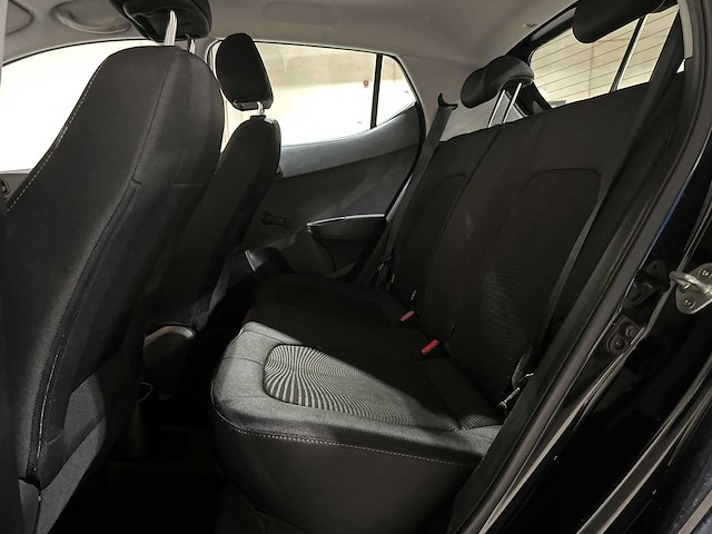 Hyundai i10 1.0i i-motion 67pk 2018 (origineel-nl), px-587-k - afbeelding 30 van  36
