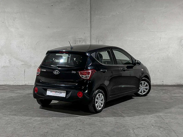 Hyundai i10 1.0i i-motion 67pk 2018 (origineel-nl), px-587-k - afbeelding 2 van  36