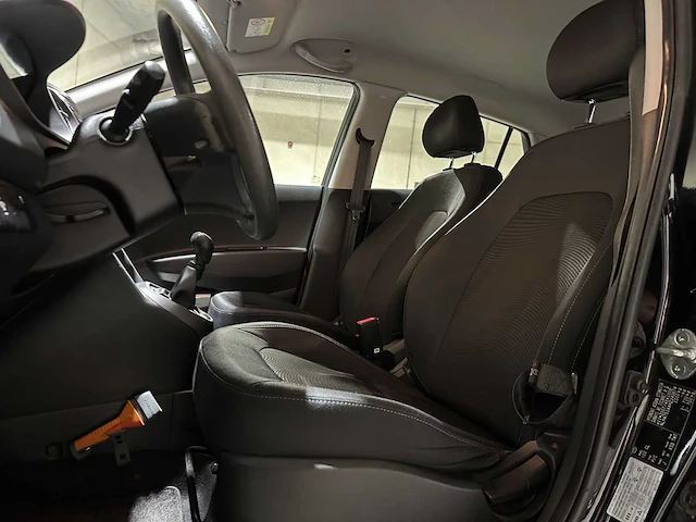 Hyundai i10 1.0i i-motion 67pk 2018 (origineel-nl), px-587-k - afbeelding 25 van  36