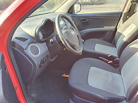 Hyundai i10 1.1 active, 72-ljn-4 - afbeelding 6 van  9