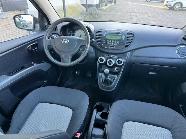 Hyundai i10 1.1 active cool, 93-gjp-4 - afbeelding 2 van  16